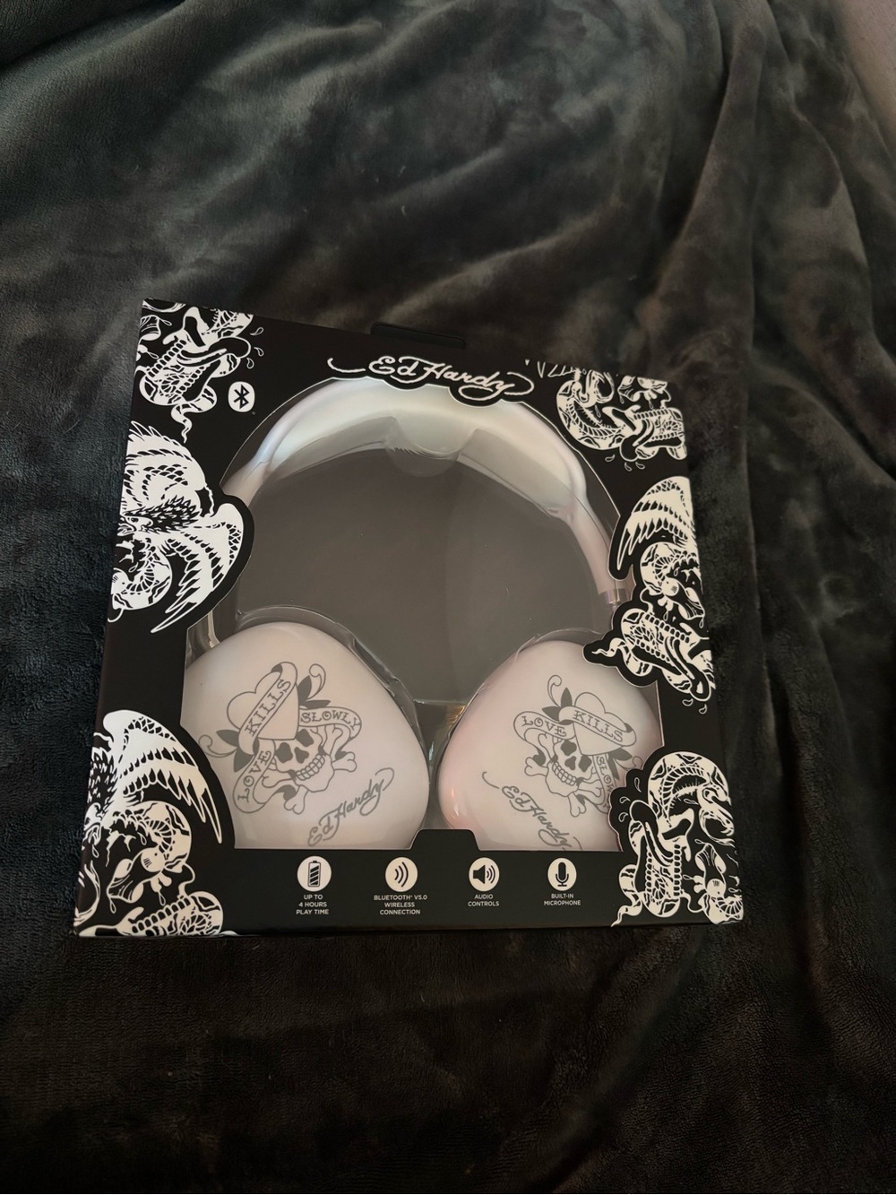 Ed Hardy White Skull Tattoo Bluetooth Headphones